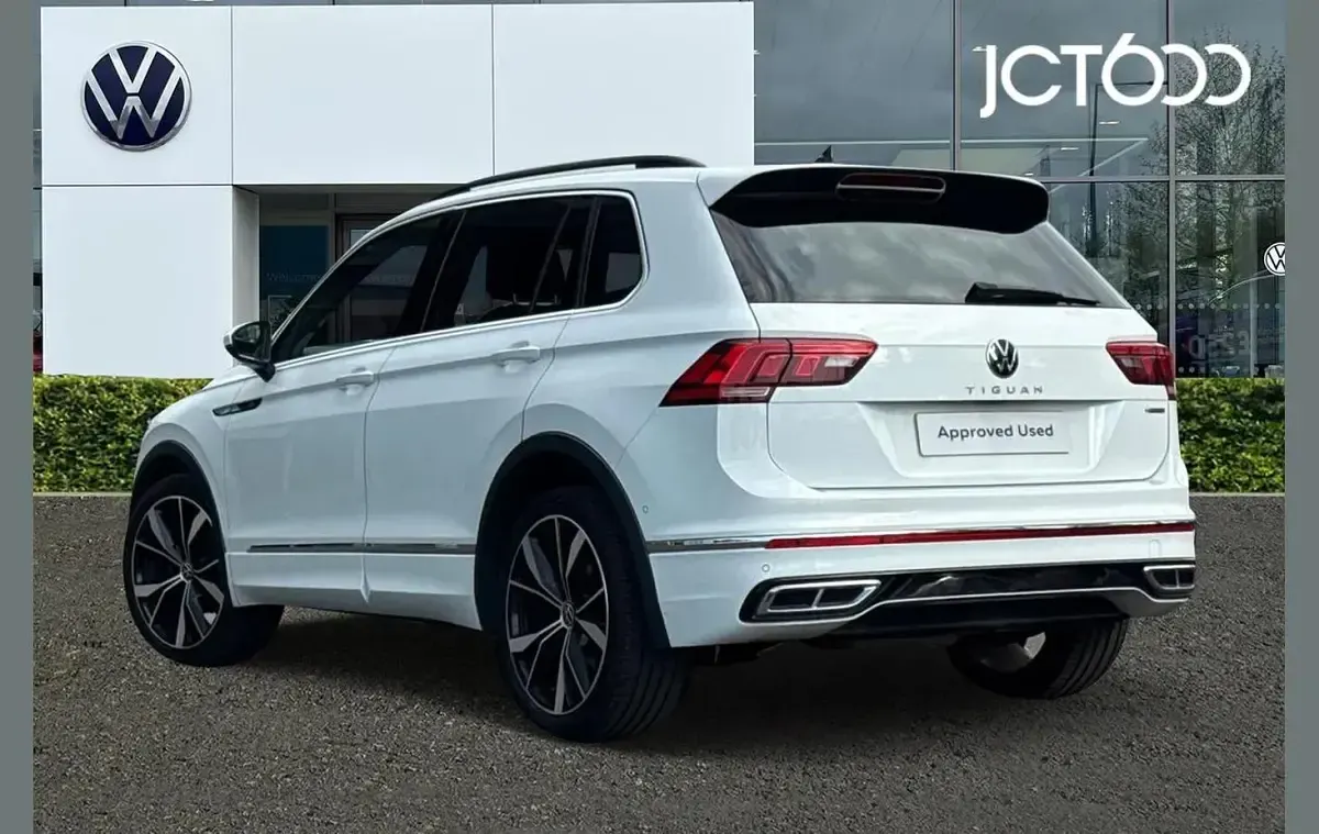Used VW Tiguan R-line 150 HP (110 kW) 2022 White SUV