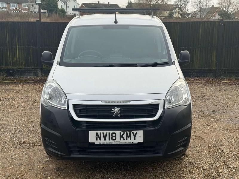 Used Peugeot Partner 2018 White
