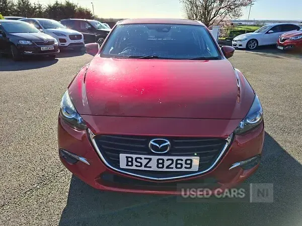Used Mazda 3 120 HP (88 kW) 2018 Red Hatchback