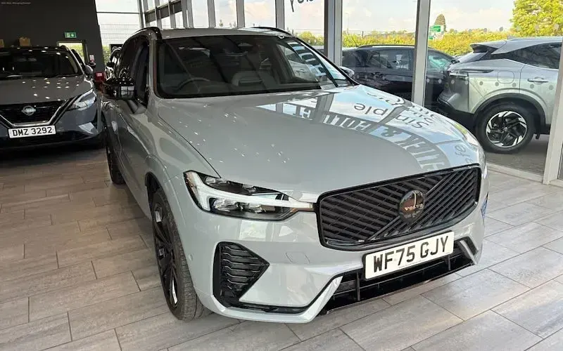 Used Volvo XC60 Plus 250 HP (183 kW) 2026 SUV