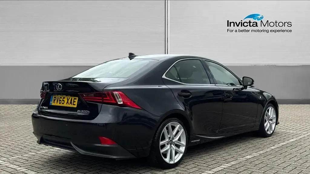Used Lexus IS300h Sport Line 2015 Black Sedan
