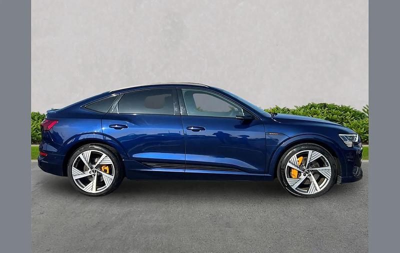Used Audi e-tron Sportback Advanced 300 kW (408 HP) 2022 Blue SUV