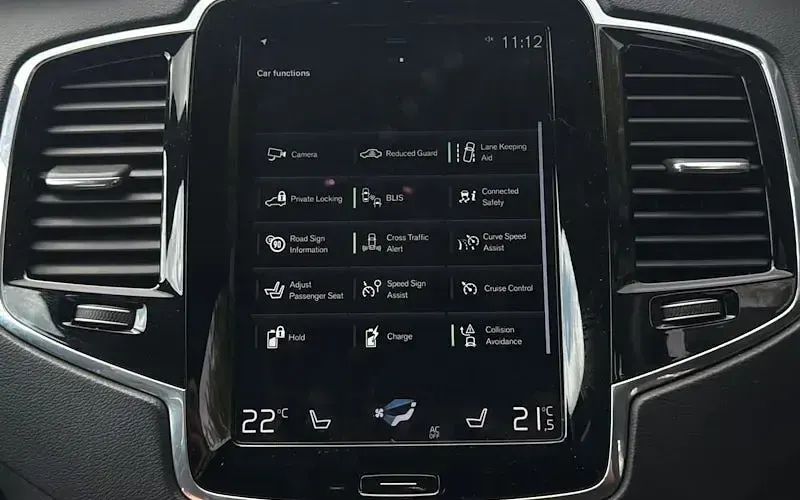 Used Volvo XC90 R-Design 390 HP (286 kW) 2019 Grey SUV