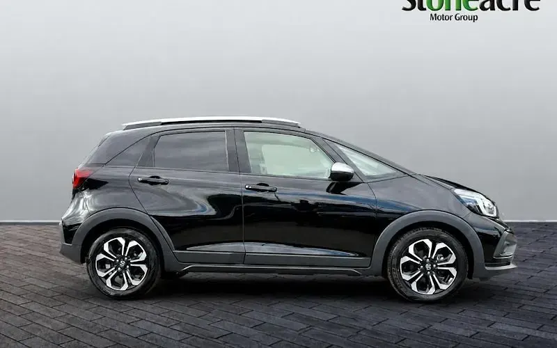 Used Honda Jazz Hybrid 109 HP (80 kW) 2022 Black Hatchback