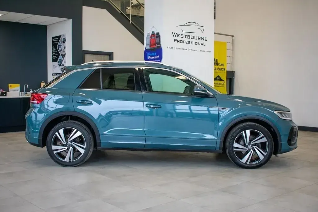 Usado VW T-Roc R-line 150 HP (110 kW) 2022 Azul SUV