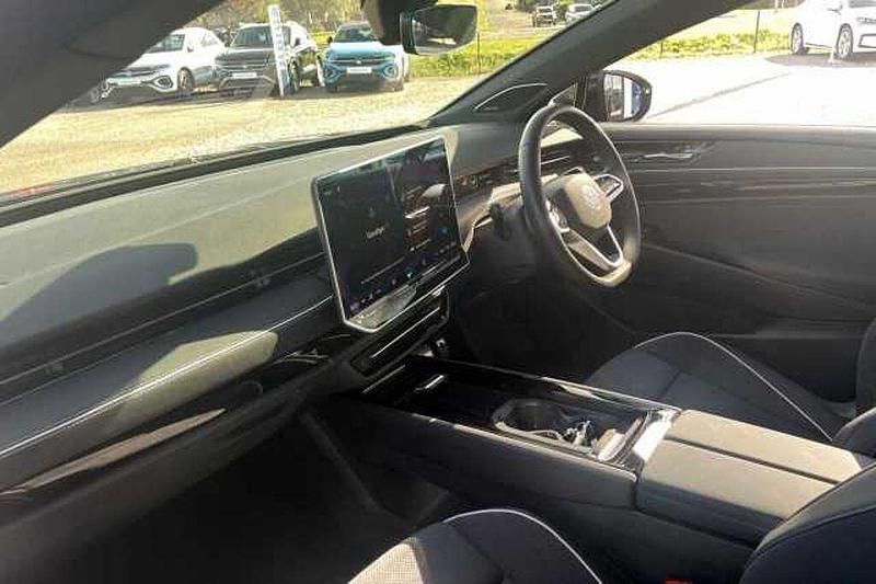 Used VW ID.7 Pro 210 kW (286 HP) 2024 Blue Hatchback