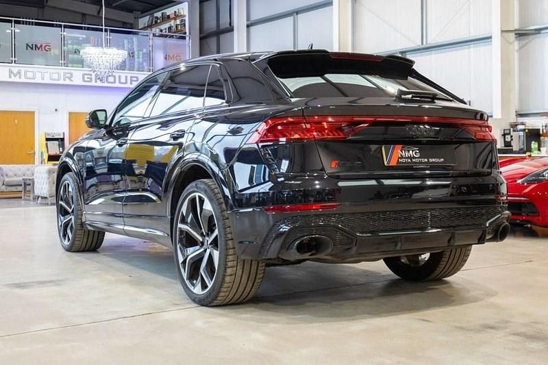 Usado Audi RS Q8 Advanced 600 CV (441 kW) 2020 Negro SUV