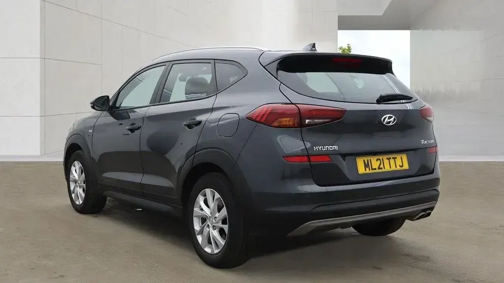 Used Hyundai Tucson SE 136 HP (100 kW) 2021 Grey SUV
