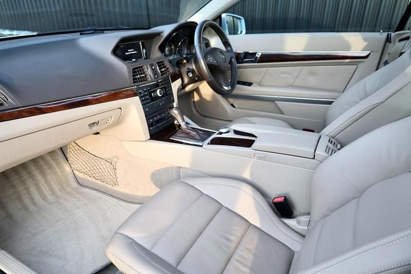 Used Mercedes E350 SE 2010 Silver Coupe