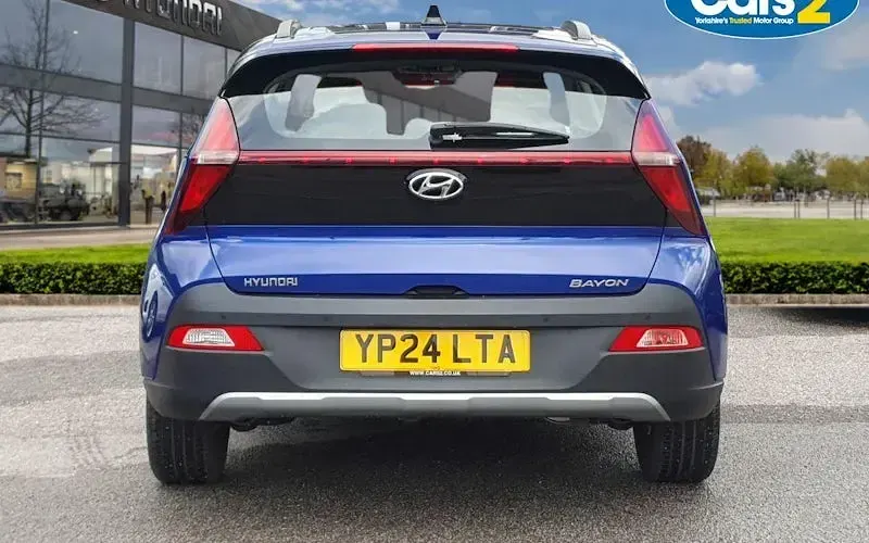 Używany Hyundai Bayon SE 101 KM (74 kW) 2024 Niebieski SUV