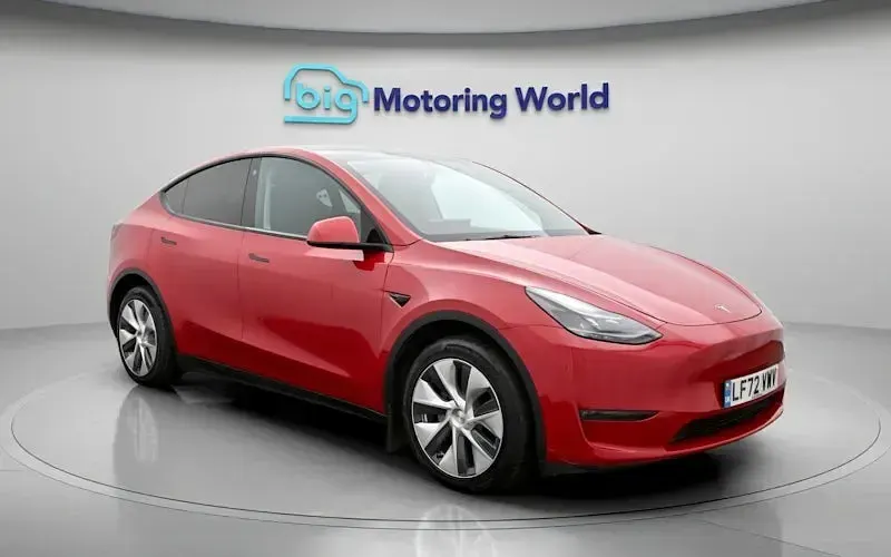 Used Tesla Model Y Long Range AWD 286 kW (389 HP) 2025 SUV