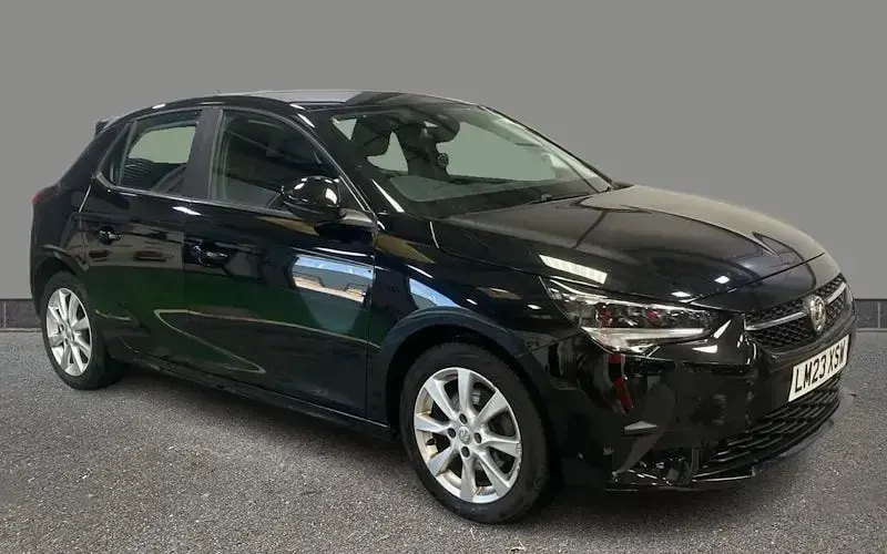 Used Vauxhall Corsa Design Edition 101 HP (74 kW) 2023 Hatchback