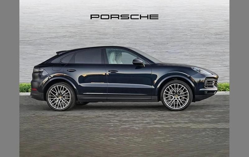 Used Porsche Cayenne S 434 HP (319 kW) 2022 Blue SUV