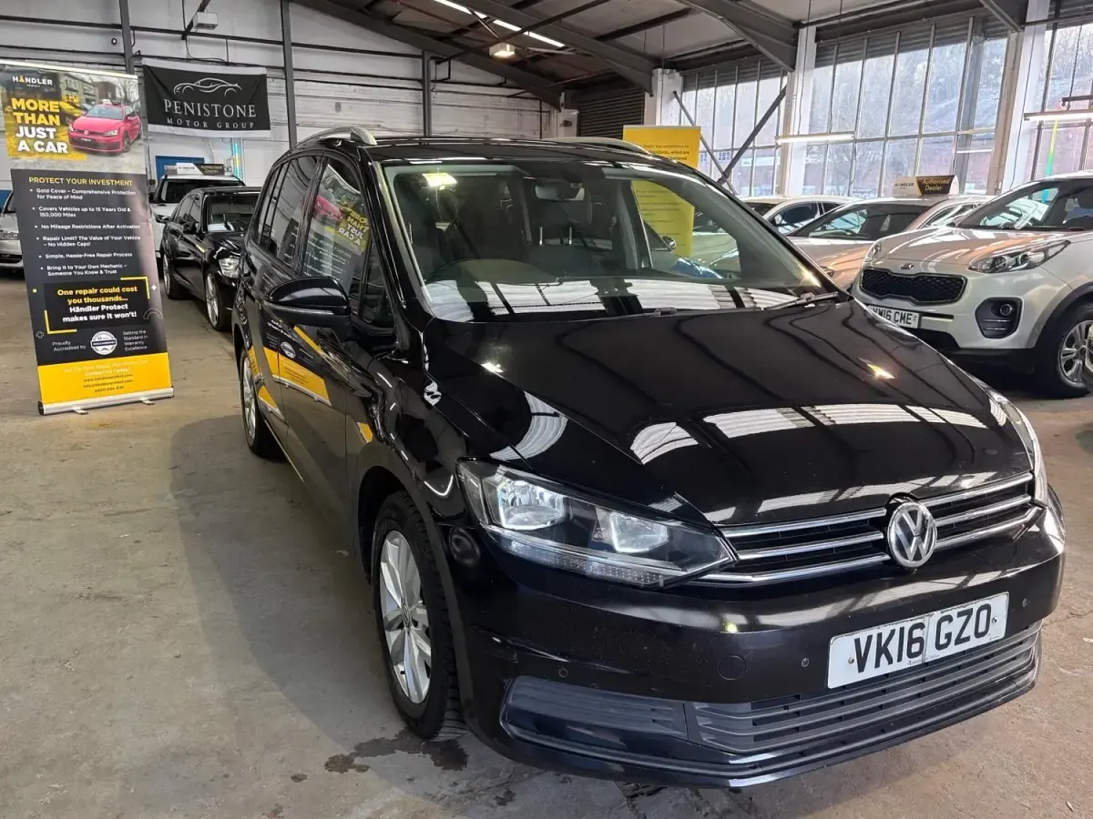 Usado VW Touran SE 2016 Preto Monovolume