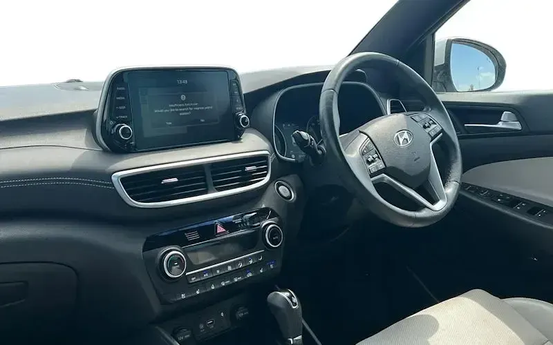 Used Hyundai Tucson Premium SE 177 HP (130 kW) 2020 White SUV