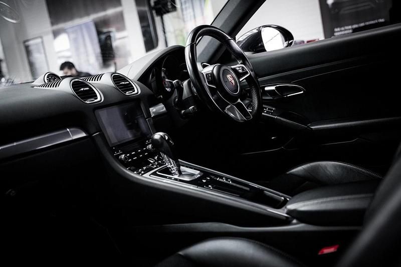 Used Porsche 718 Cayman 2018 Black Coupe