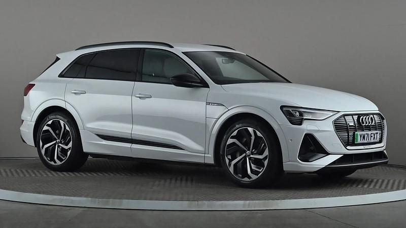 Used Audi e-tron Black Edition 230 kW (313 HP) 2022 White SUV