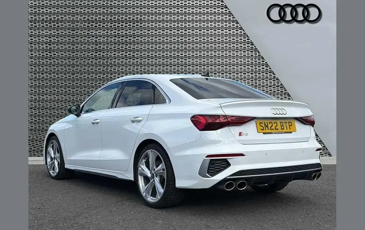 Used Audi A3 Comfort 306 HP (225 kW) 2022 White Sedan