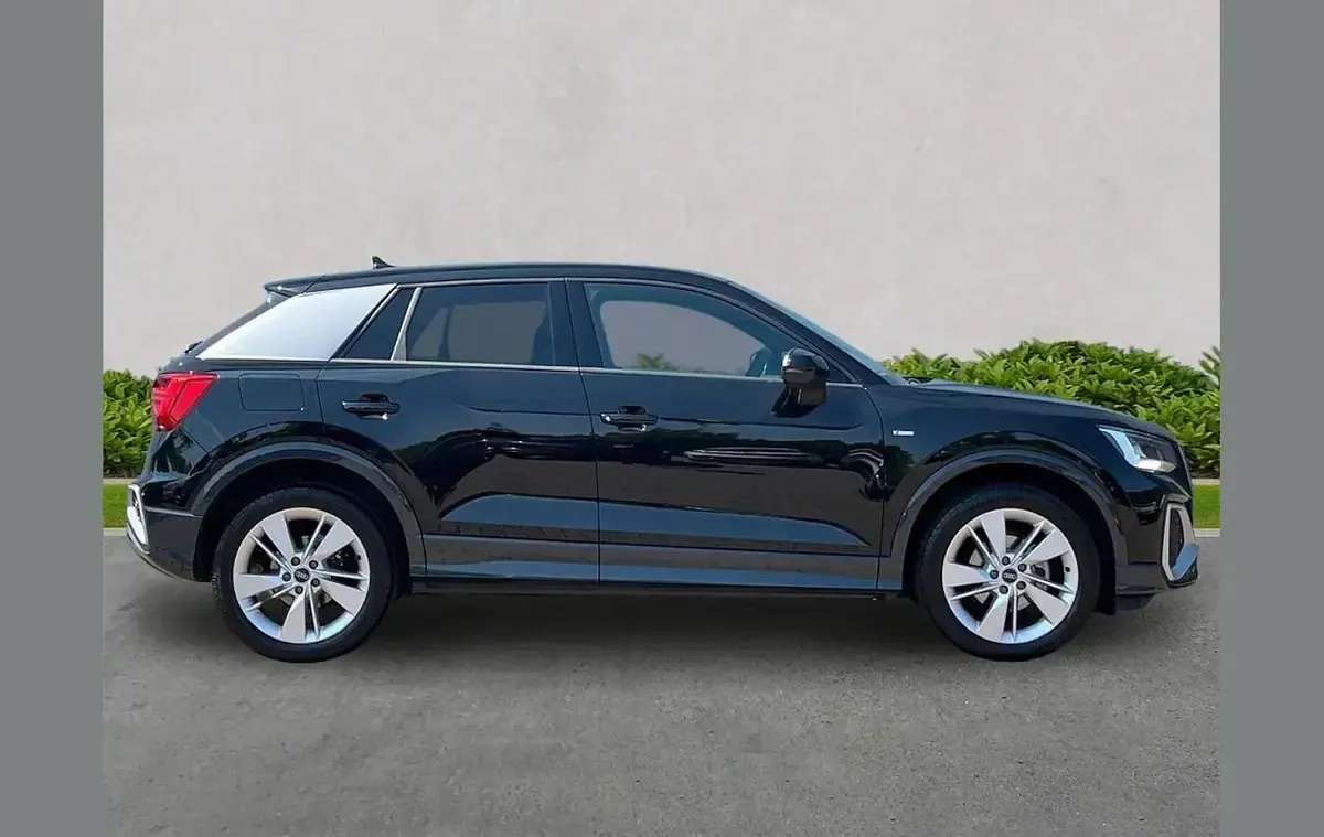 Used Audi Q2 S-Line 150 HP (110 kW) 2025 Other SUV