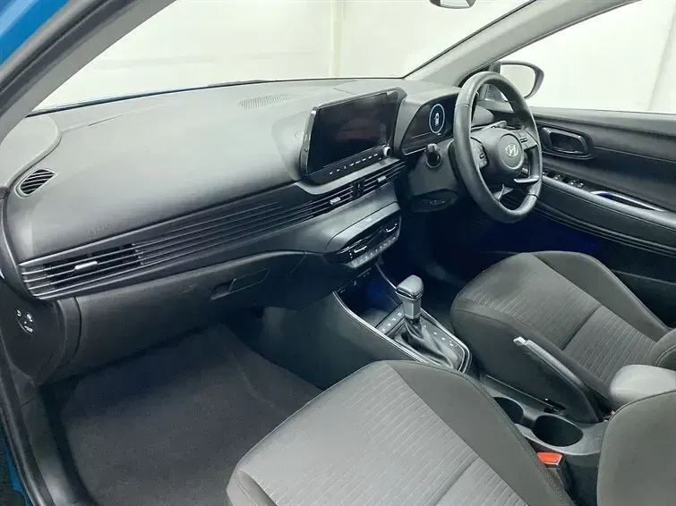 Used Hyundai i20 Premium 2022 Turquoise Hatchback