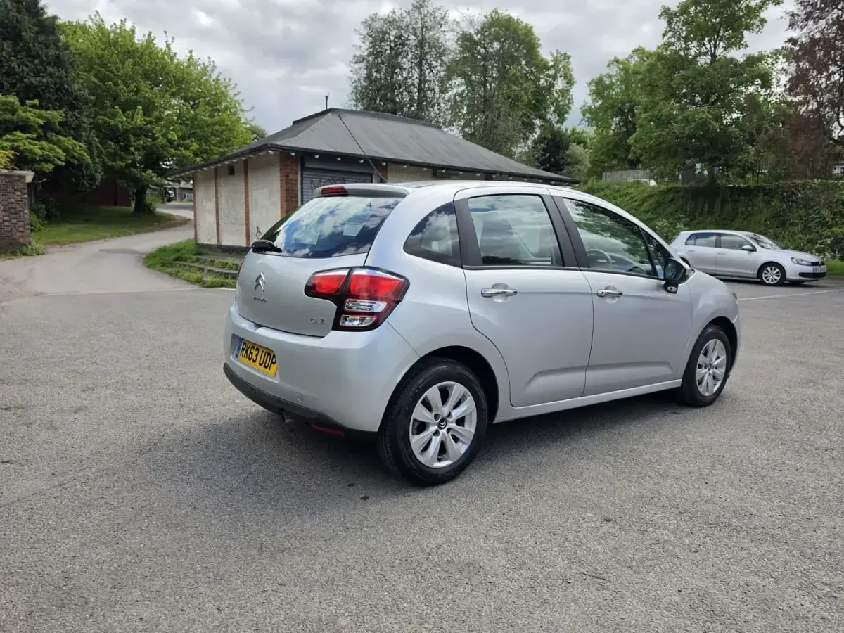 Usado Citroën C3 VTR Sport 90 HP (66 kW) 2013 Prateado Citadino