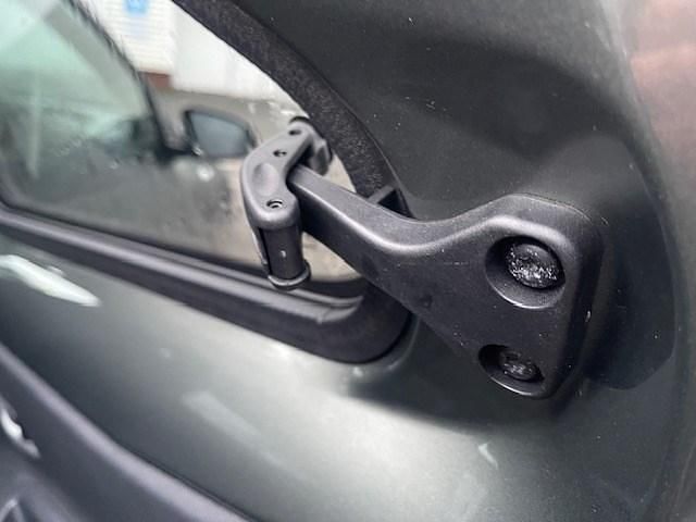 Used Toyota Aygo X 72 HP (52 kW) 2022 Cardamon green / black SUV