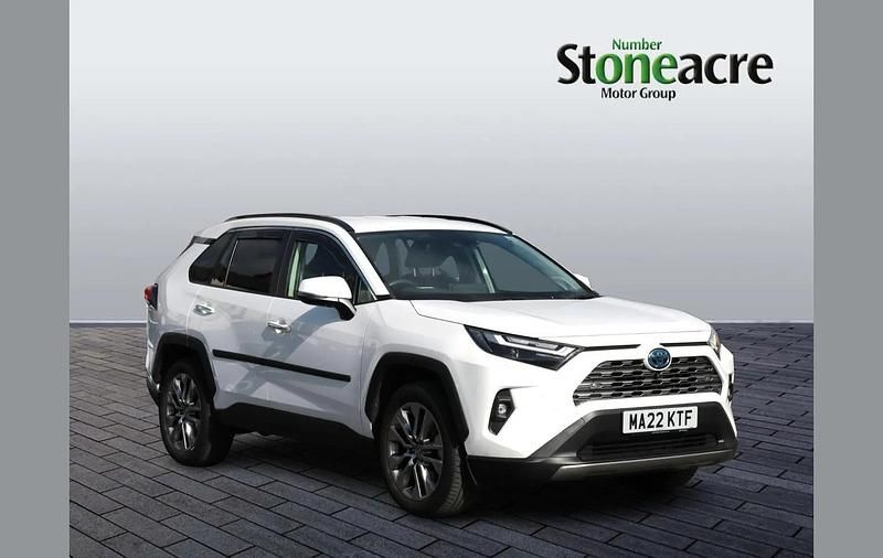 White Used 2022 Toyota RAV4 Hybrid SUV | £29,995 (Fair price) - Image 1/4