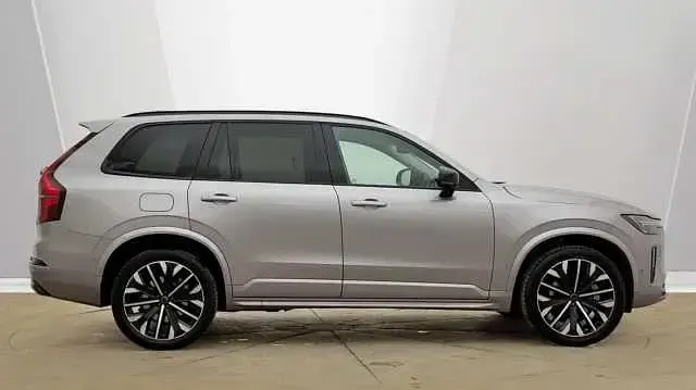 Used Volvo XC90 Plus 247 HP (181 kW) 2026 SUV