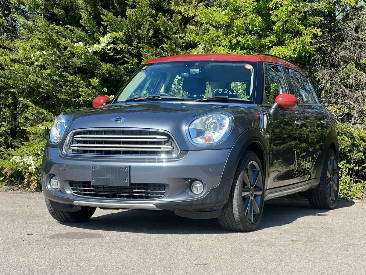 Used Mini Cooper D Countryman 112 HP (82 kW) 2015 Grey SUV