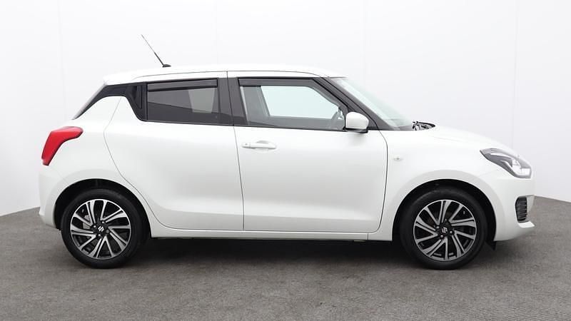 Used Suzuki Swift SZ-L 83 HP (61 kW) 2024 White Hatchback