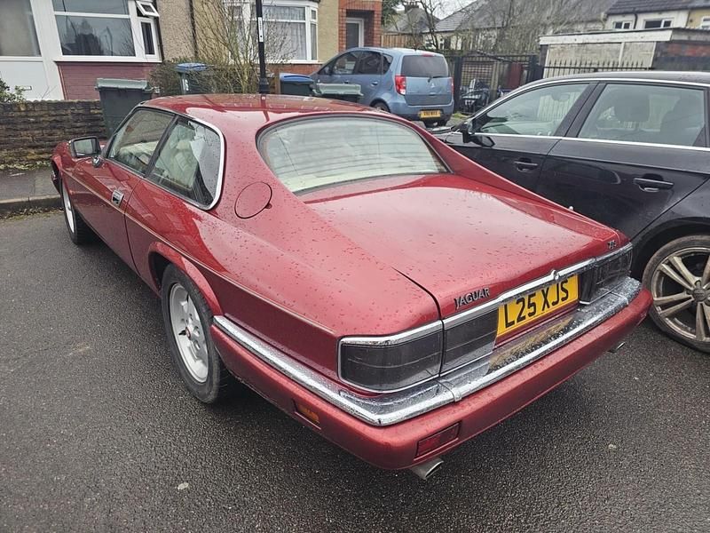 Used Jaguar XJS 1994 Red Sedan