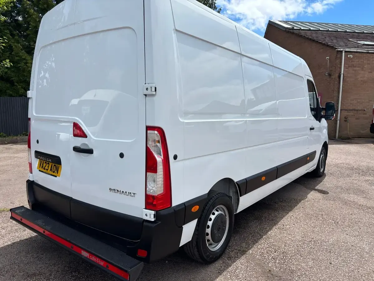 Used Renault Master 2023 White MPV