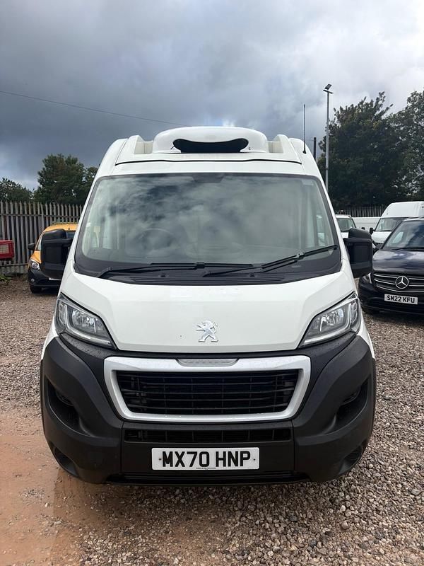 Used Peugeot Boxer 140 HP (102 kW) 2020 White Van