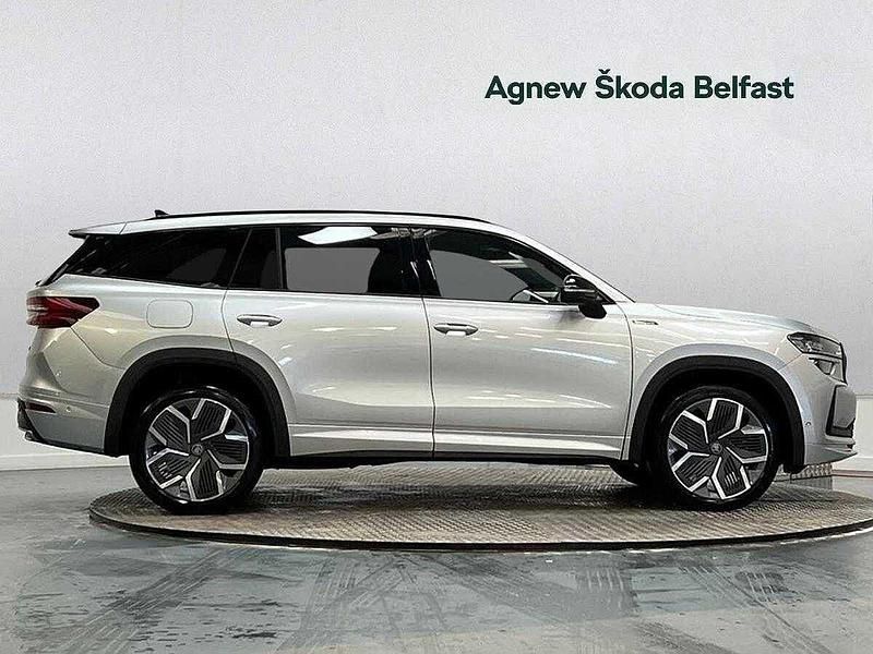 Used Skoda Kodiaq SportLine 142 HP (104 kW) 2025 Brilliant silver metallic SUV