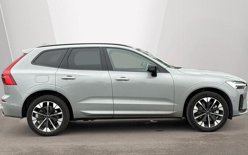 Used Volvo XC60 Ultra 250 HP (183 kW) 2025 Vapour grey SUV