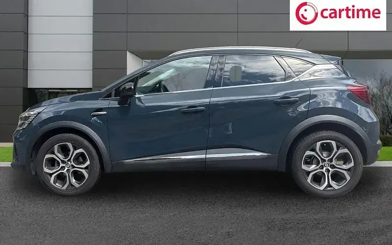 Used Renault Captur SE 91 HP (66 kW) 2022 Blue SUV