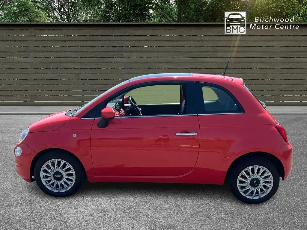 Used Fiat 500 Lounge 69 HP (50 kW) 2018 Pink Hatchback