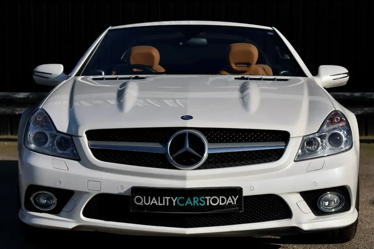 Used Mercedes SL350 2011 White Cabriolet