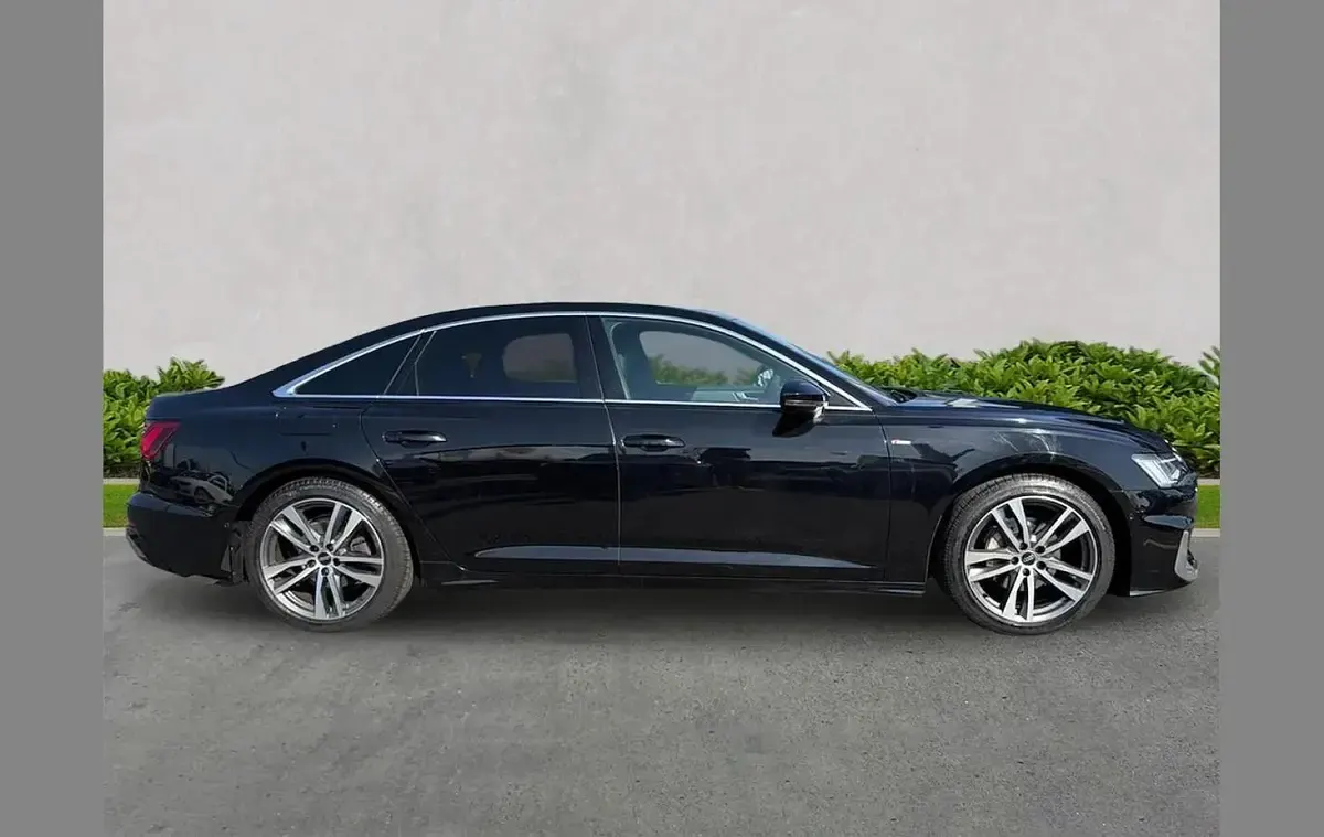 Usado Audi A6 S-Line 204 HP (150 kW) 2024 Preto Sedan