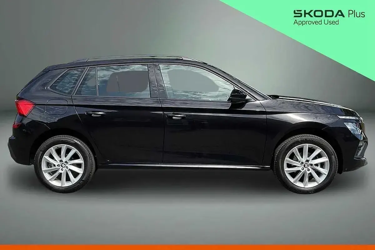 Used Skoda Kamiq SE 115 HP (84 kW) 2025 Black magic pearl effect SUV