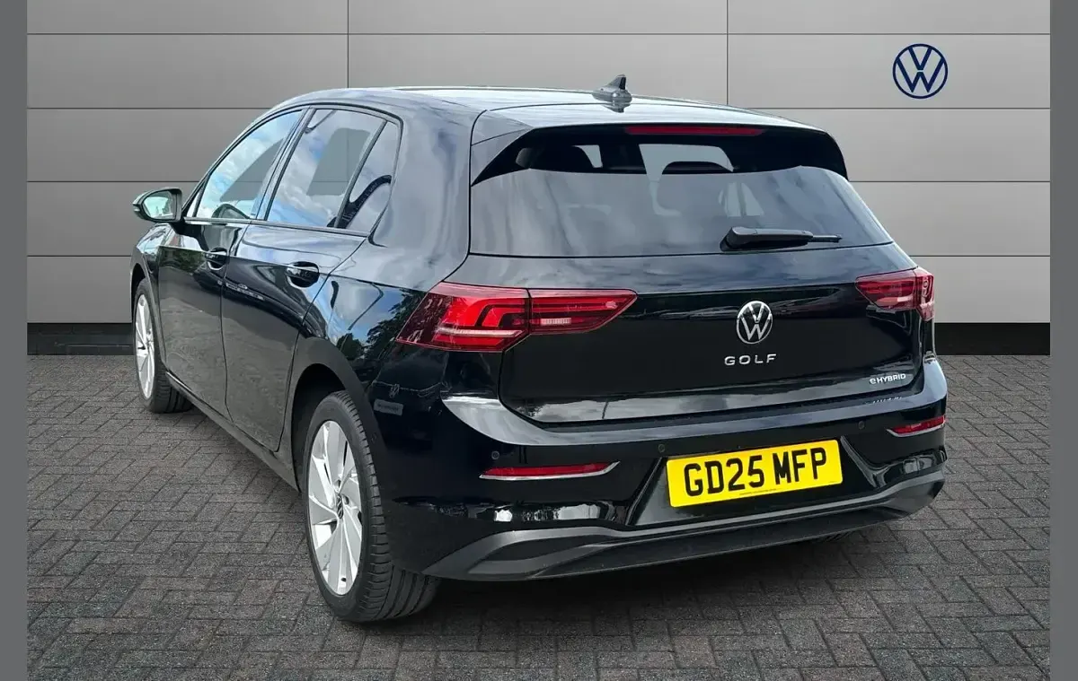 Used VW Golf VIII Match 204 HP (150 kW) 2025 Black Hatchback
