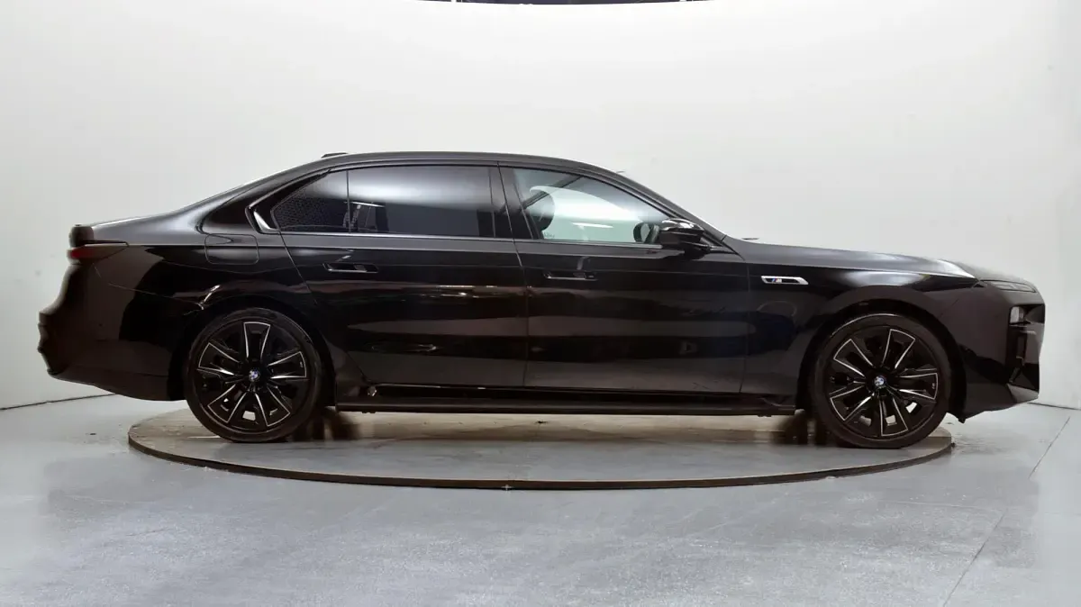 Used BMW i7 Comfort Edition 478 kW (650 HP) 2025 Black Sedan