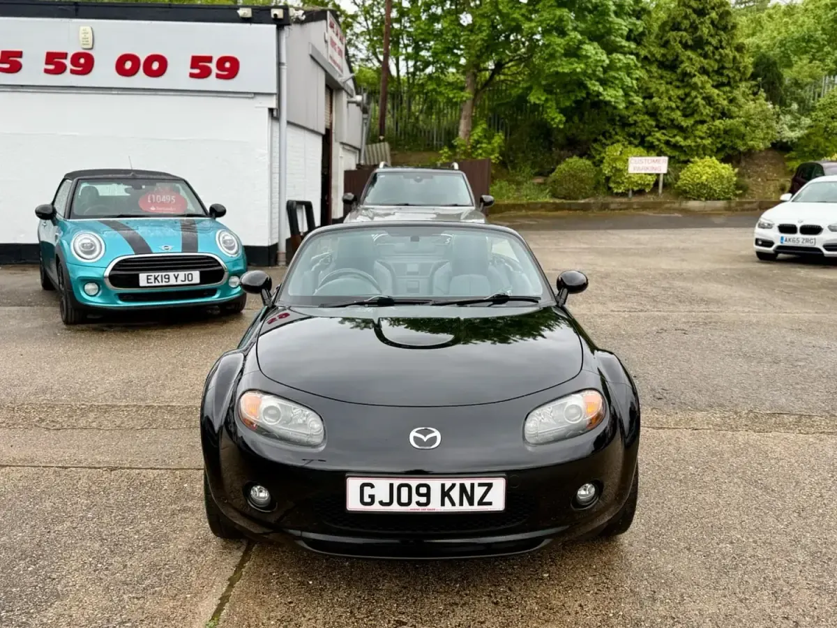 Usado Mazda MX5 Inclusive 161 CV (118 kW) 2009 Negro Descapotable