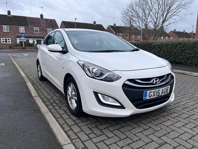Used Hyundai i30 Active 2015 White Hatchback