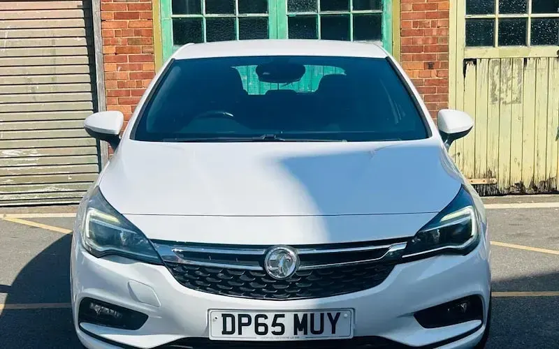Gebraucht Vauxhall Astra SRi 136 PS (100 kW) 2019 Kleinwagen
