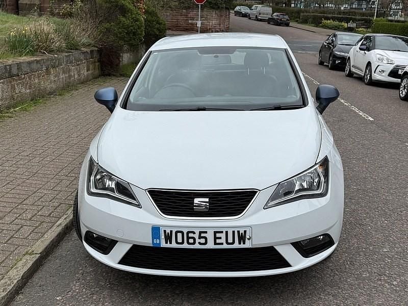 Used Seat Ibiza CONNECT 90 HP (66 kW) 2016 White Hatchback