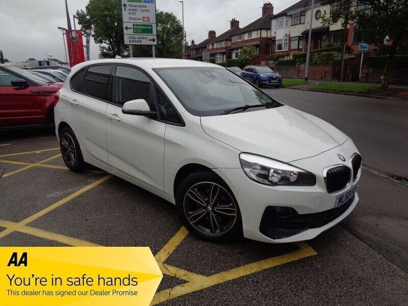 White Used 2019 BMW 218 Active Tourer Sport Line MPV | £15,455 - Image 1/4