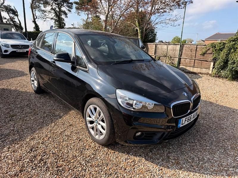 Used BMW 218 Comfort Edition 2016 Black Hatchback