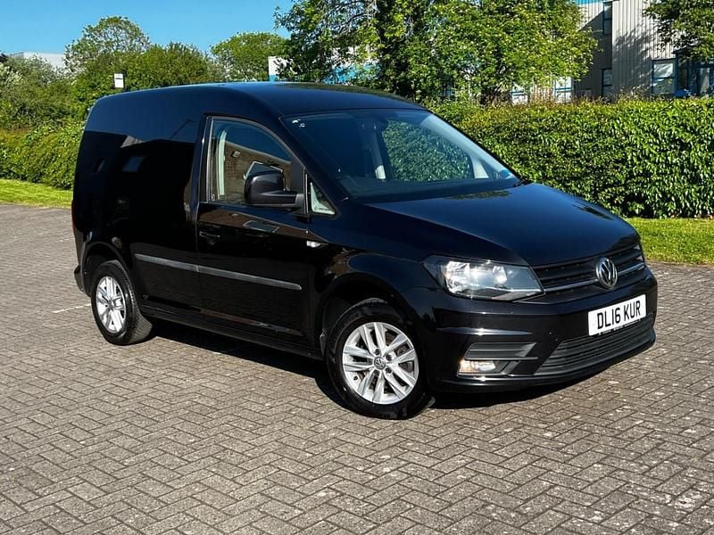 Black Used 2016 VW Caddy Highline MPV | £6,999 (Fair price) - Image 1/4