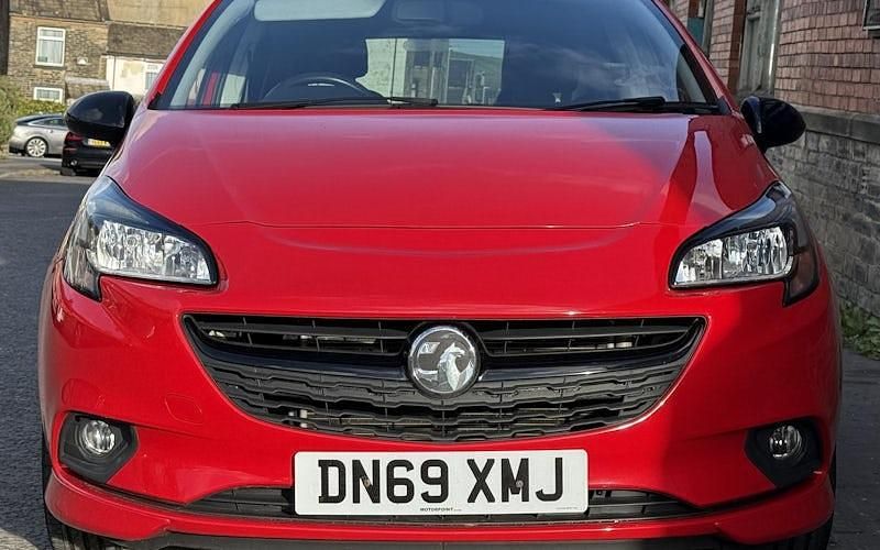 Used Vauxhall Corsa SRi 90 HP (66 kW) 2019 Red Hatchback